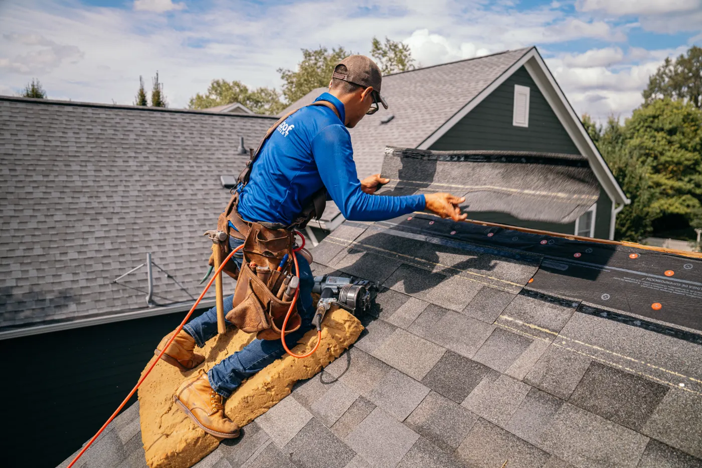 Tarping and dry-in on a Kempton commercial roof